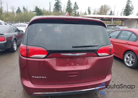 2018 Chrysler Pacifica Touring Plus z USA, uszkodzony, nr VIN 2C4RC1FG4JR154307